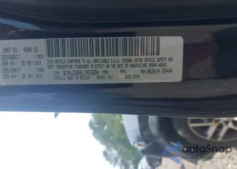 2018 Jeep Compass Latitude 4X4 from USA, damaged, VIN 3C4NJDBB8JT455854